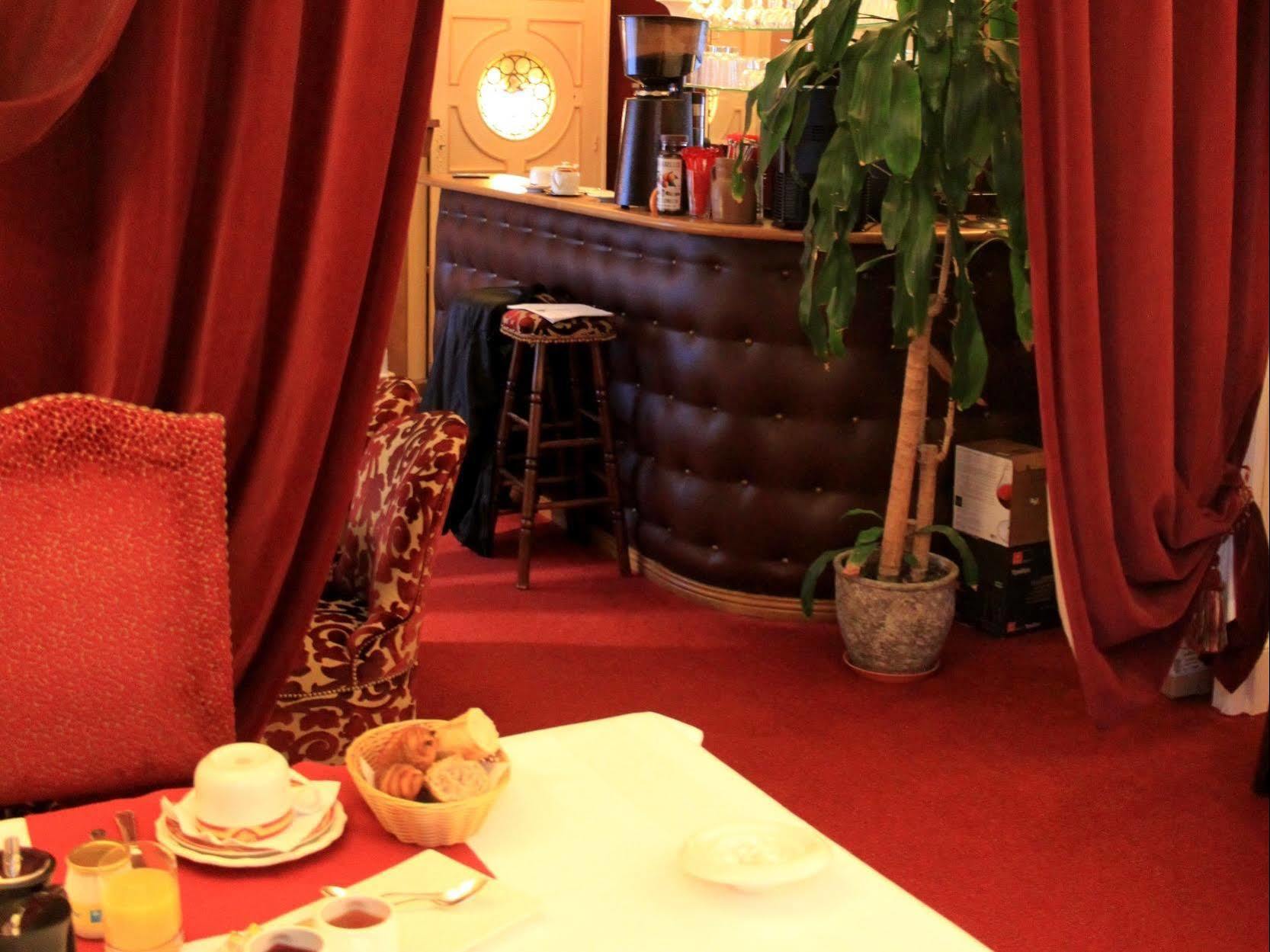 Hostellerie Du Grand Sully エクステリア 写真
